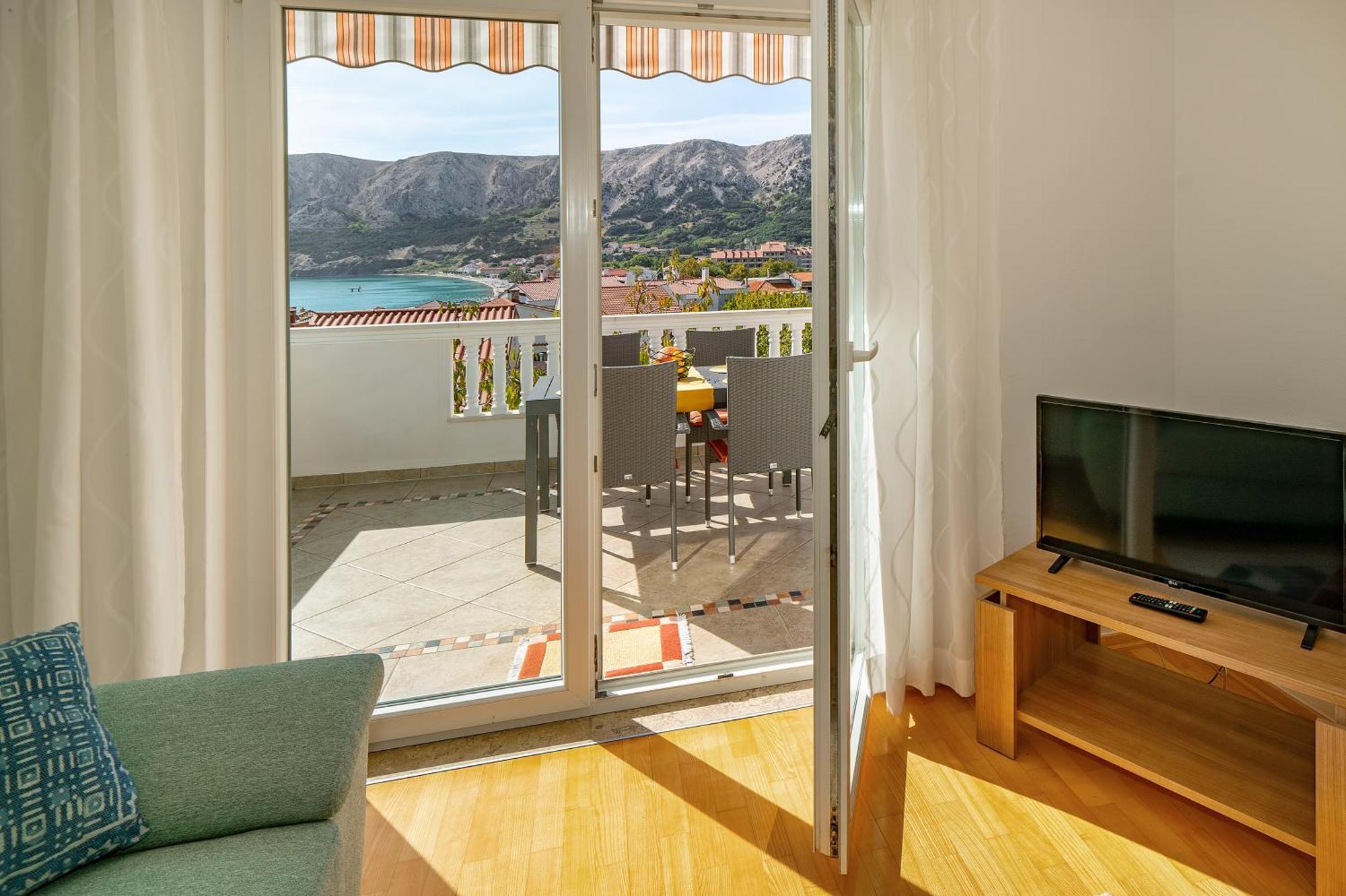 Apartments With Terrace Башка Номер фото